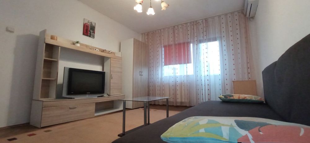 Proprietar închiriez apartament 2 camere zona Simion Barnutiu Modern