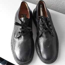 Pantofi piele naturala  noi număr 41-42