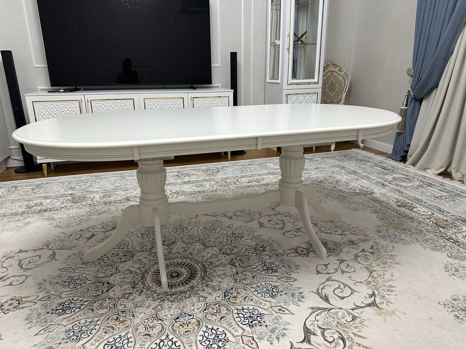 Продается раздвижной стол