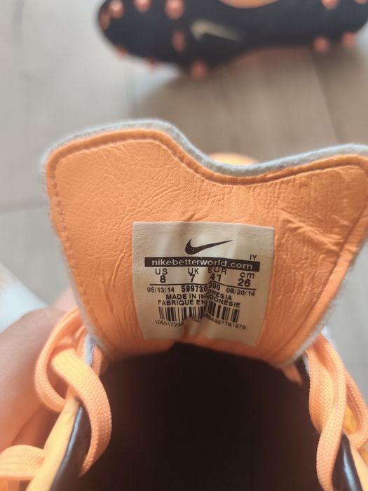 Футболни обувки Nike Hypervenom