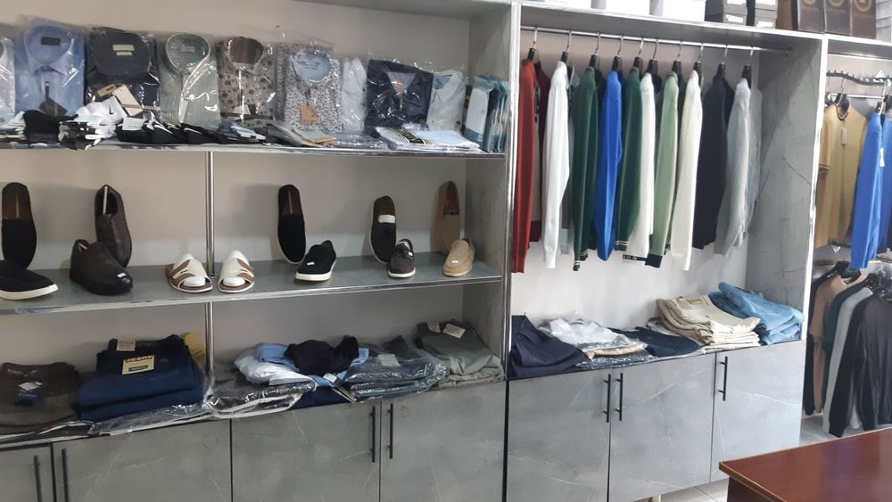 Mebel ( kiyim dokon shkaflari)