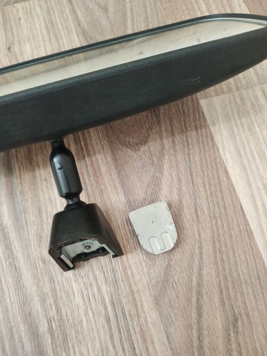 продам на хюндай зеркало