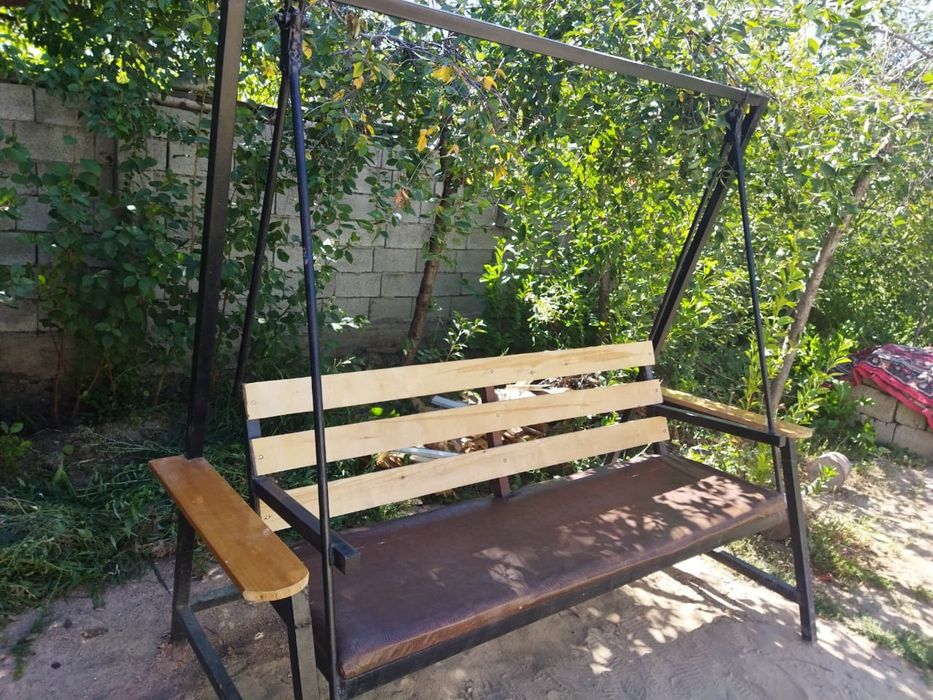 Металлические качели