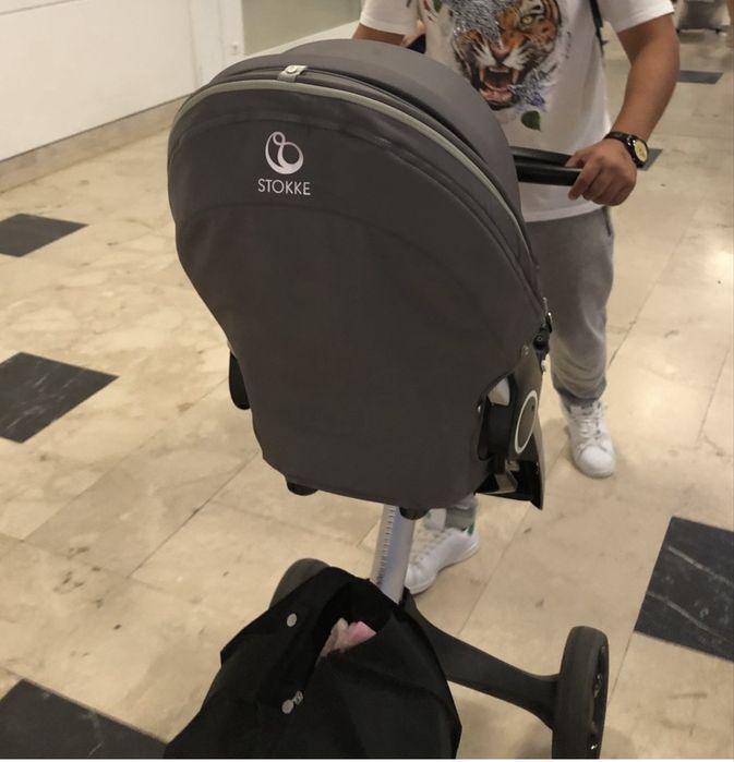 Продам коляску Stokke