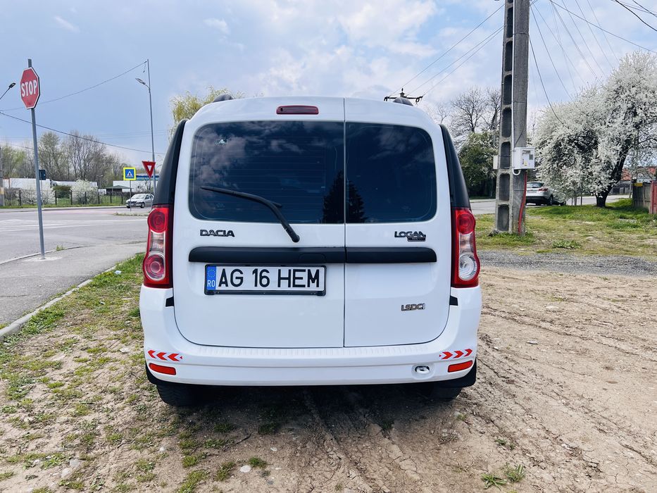 Vând Dacia Logan MCV