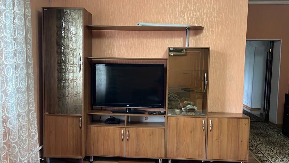 Продается горка/ мебель для гостиной