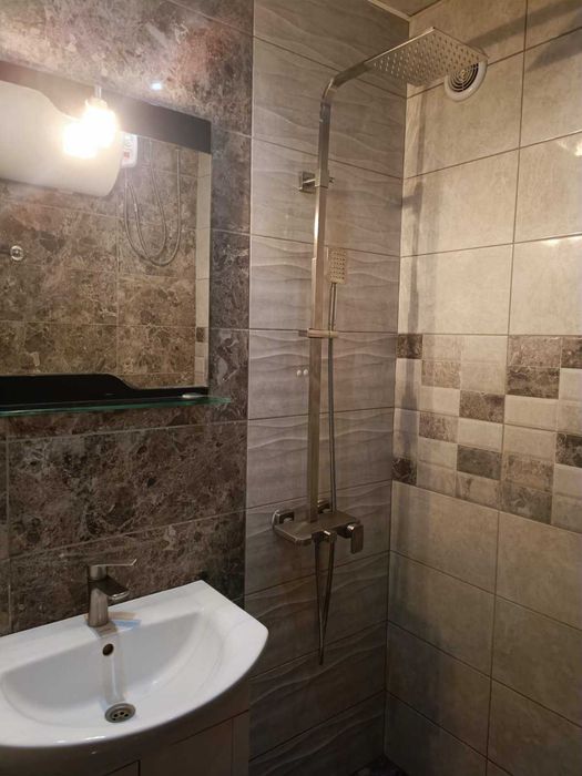 Дава се под наем Двустаен апартамент в Разград, Освобождение - 90 кв.м за 408 € - Снимка #5