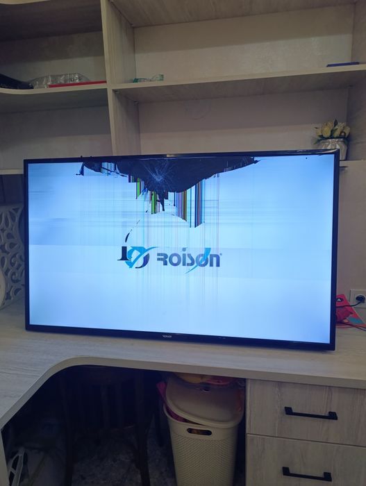Продам телевизор