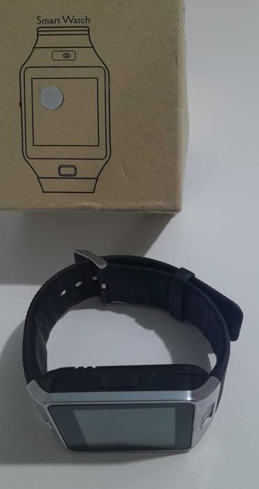 Часовник Smartwatch iUni S30 Plus, СИМ-карта, Bluetooth