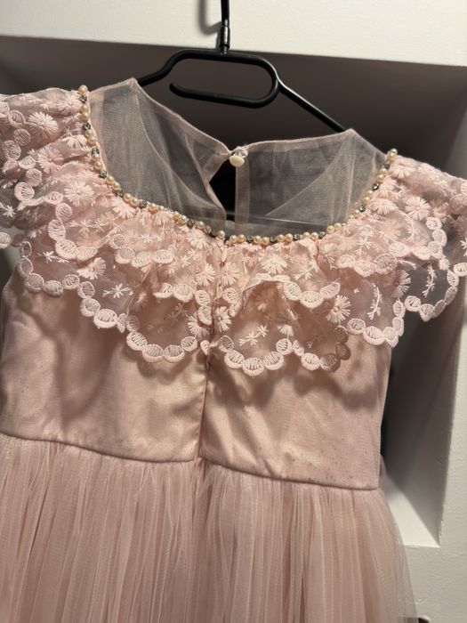 rochita de fetite varsta cumprisa intre 7,8 ani