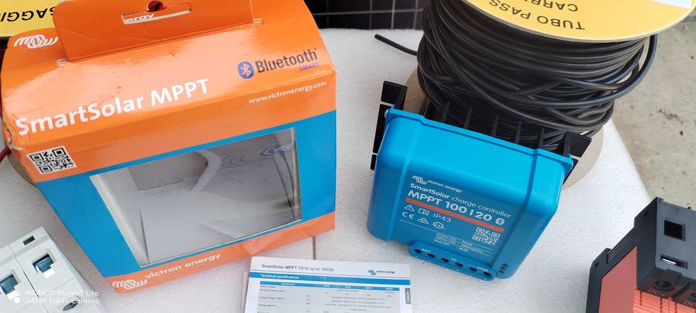 ПРОМО!!! MPPT контролер VICTRON+Соларен панел и мн. др. предложения.