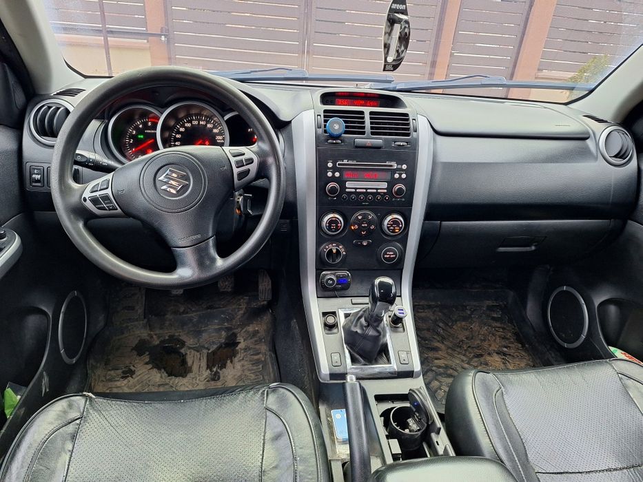 Suzuki grand vitara 1,9 ,2008, Proprietar