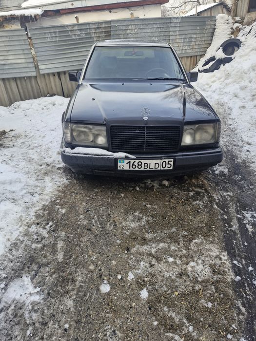 Продам мерседес на полном ходу