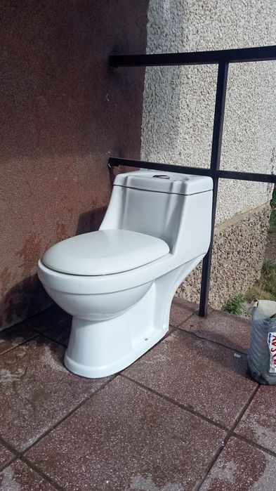 Унитаз сантехника