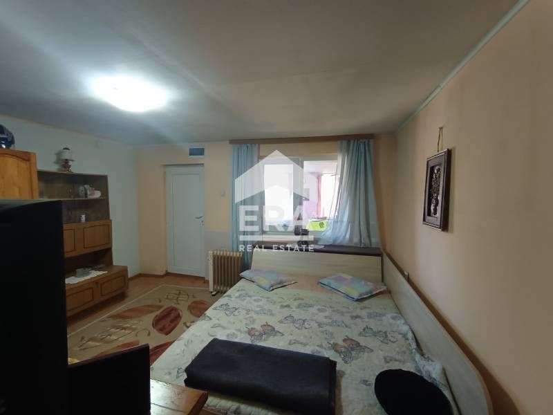 Продава се Къща в Белослав - 45 кв.м за 793 €/кв.м - Снимка #2