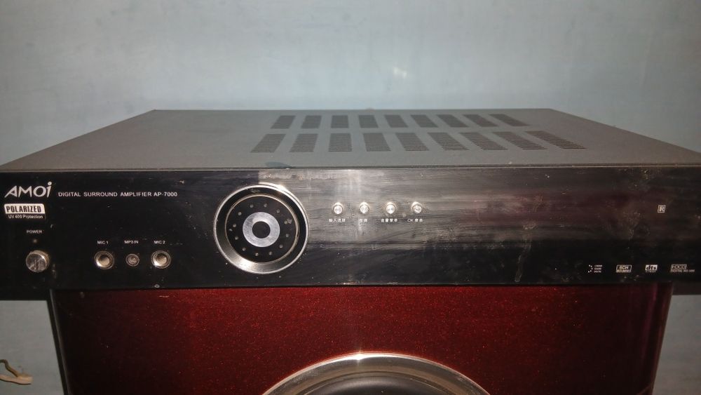 Усилитель и 6 колонок оригинал