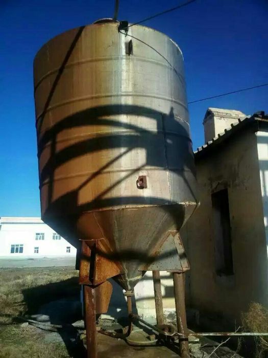 Нержавеющая Емкость