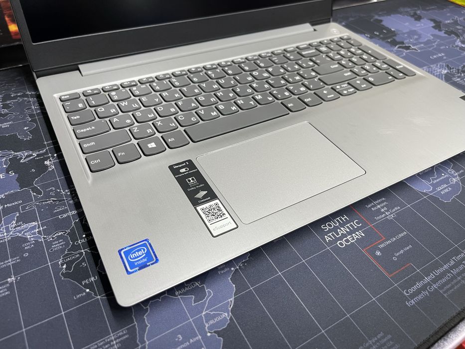 Lenovo ideapad 3 - Intel Celeron N4120/4Gb/SSD256Gb