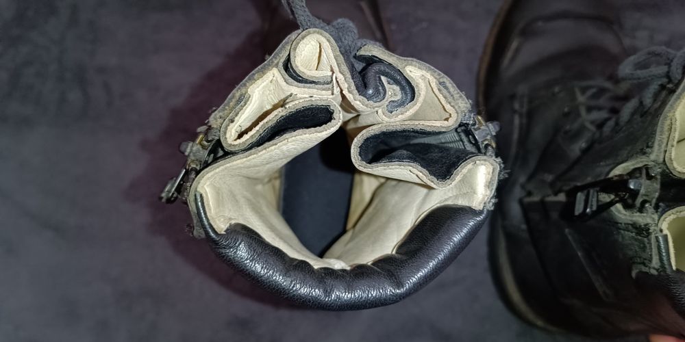 Bocanci bărbați 40