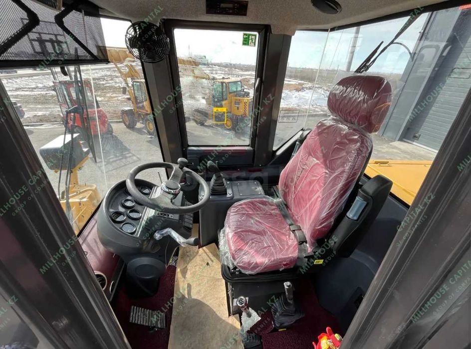 Фронтальный погрузчик LOVOL FL935