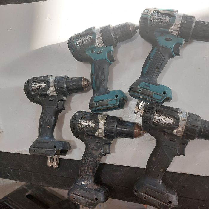 Безчетков акумулаторен винтоверт Макита 18 волта Makita DDF484