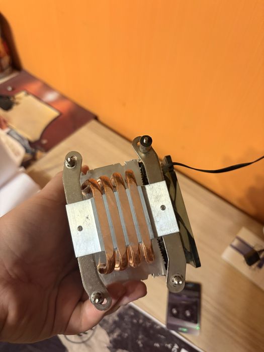 Продам кулер для процессора