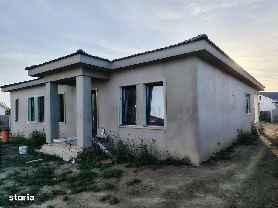 Casa Individuala - 640 Mp Teren - 28 Mp Front Stradal