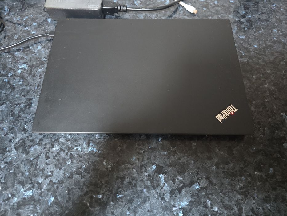 Lenovo ThinkPad T490 – i5-8365U / 16GB DDR4 / SSD 256GB / IPS Full HD