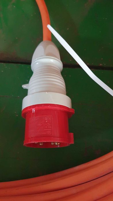 Prelungitor trifazic industrial pentru santier H07BQ-F