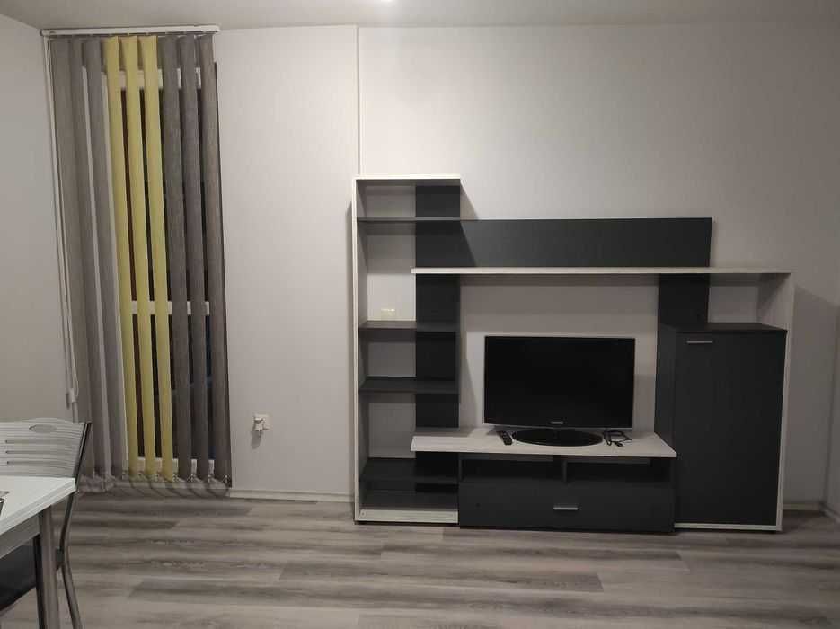 Дава се под наем Двустаен апартамент в София, Люлин 10 - 63 кв.м за 550 € - Снимка #2