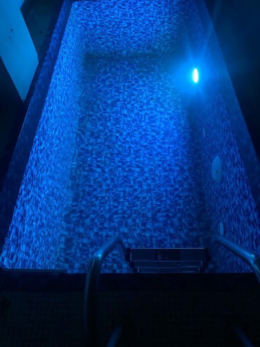 Баня с уличным бассейном, беседка