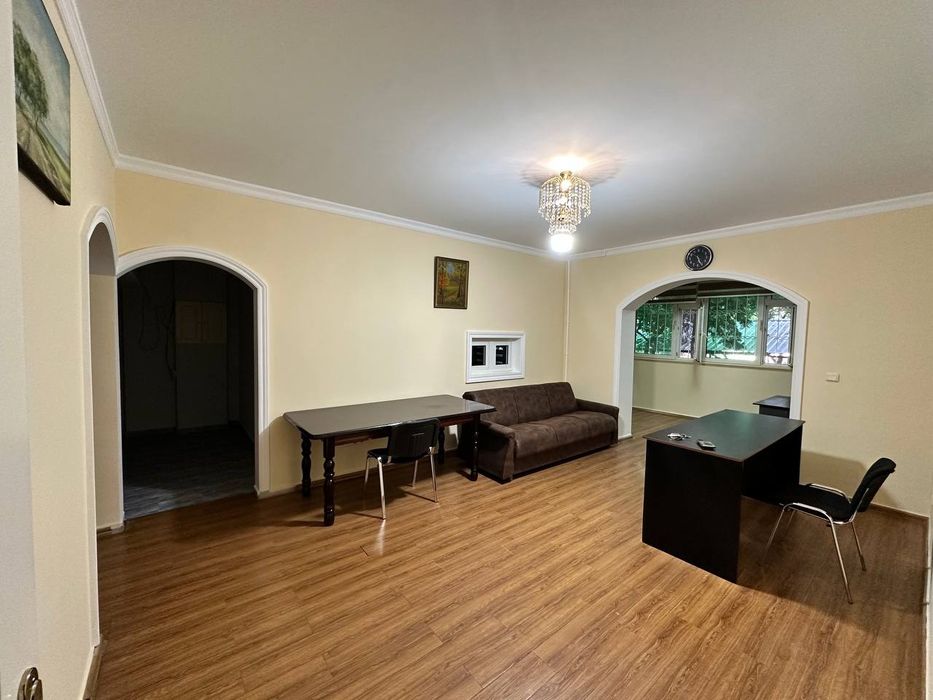 Сдается офис на Нукусской Гламур магазин 4/1/12