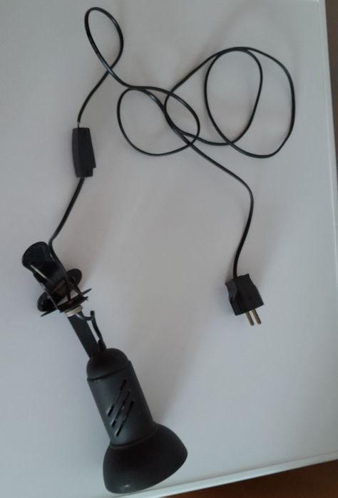 Нощна лампа с щипка