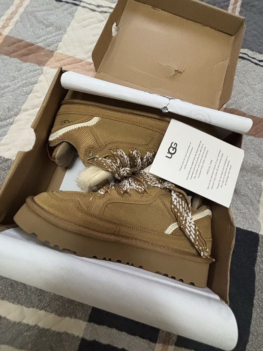 vand ugg noi nouti cu cutie si etichete