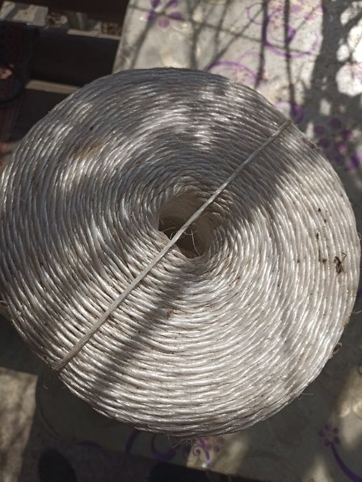 Шпагат продам 1000 метров