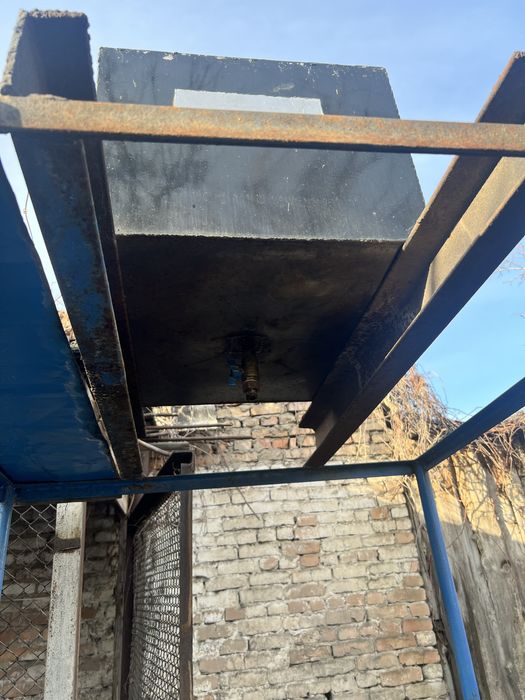 Уличный душ с баком