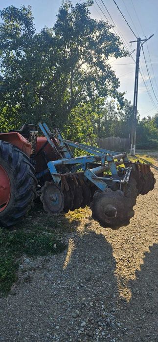 Vand disc tractor U445