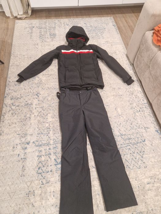Горнолыжный костюм