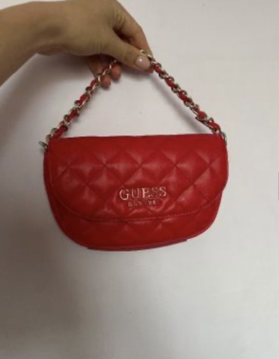 Червена чанта гес guess оригинална