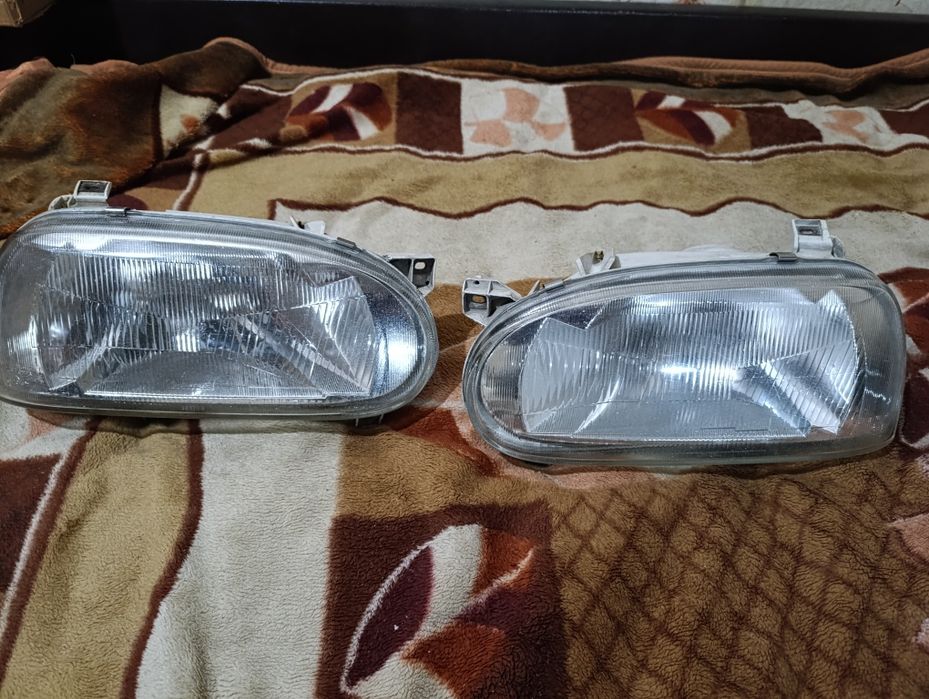 Фары  на Фольксваген гольф 3