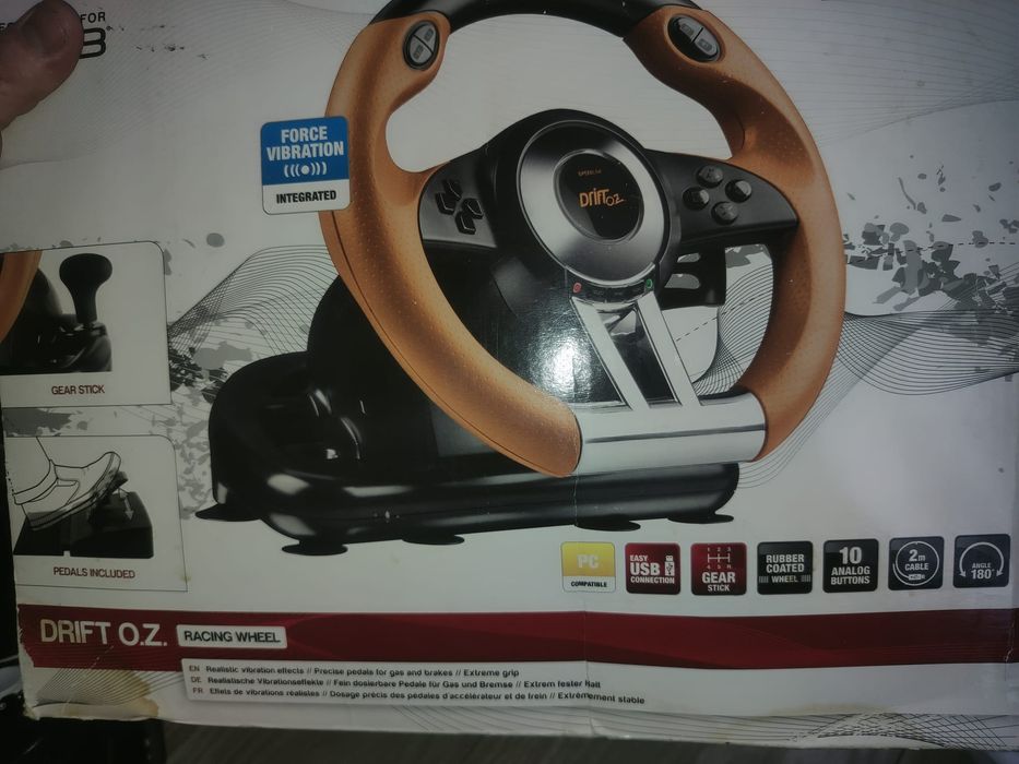 Volan de curse pt PC