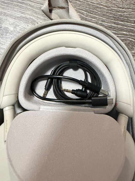 Безжични слушалки Sony WH-1000XM5