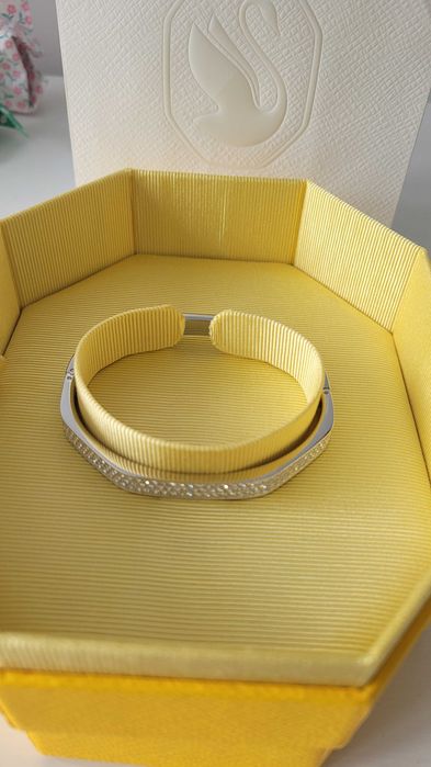 Нови  оригинални  гривни Swarovski Dextera