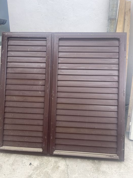 Oblon mahon  - negociabil