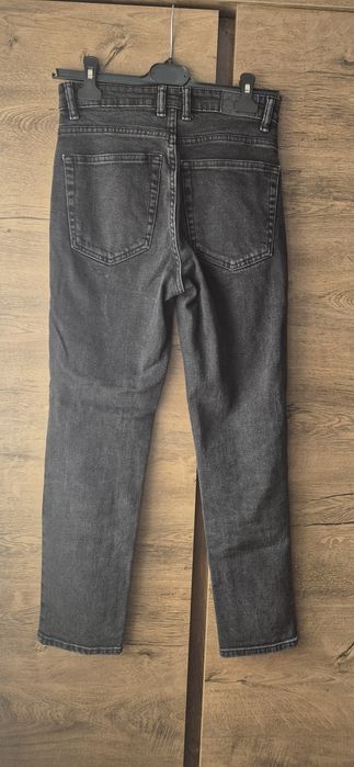 Blugi Mom fit mărime 34