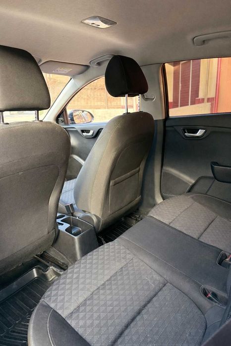 Продается Kia Rio 2018г (51,245 тыс пробег) Цвет Синий Дымчатый