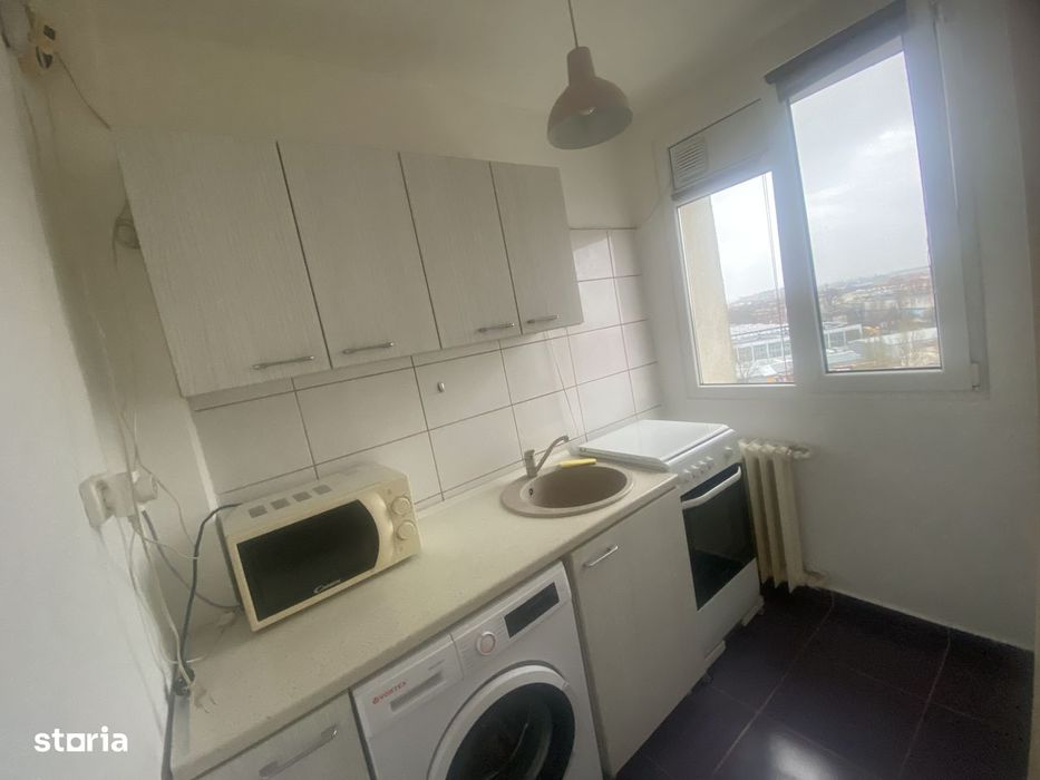 Garsoniera de inchiriat zona Titan 295€