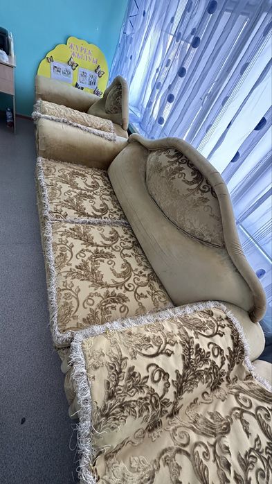 Диван және 2 кресло