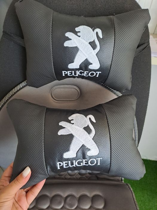 Авто Възглавнички