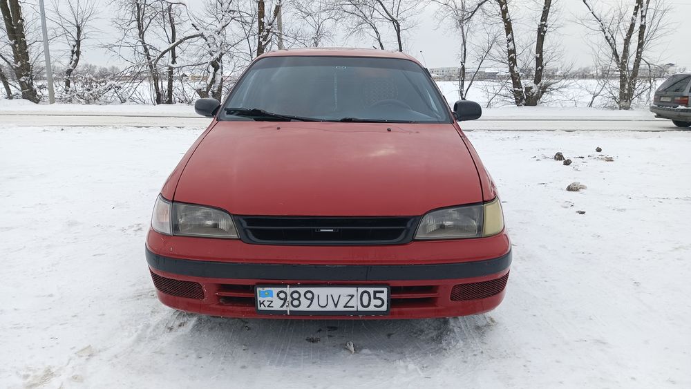 Продам Карина е 1.8